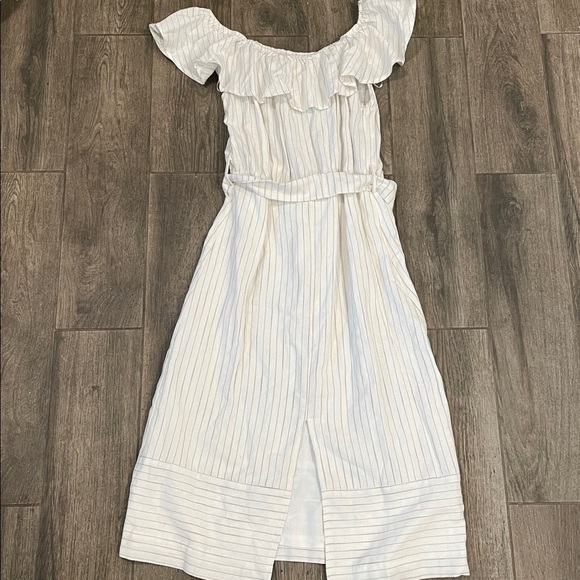 NWT Heatherly White and Tan Striped Lena Ruffle Off-Shoulder Dress - Picture 2 of 6